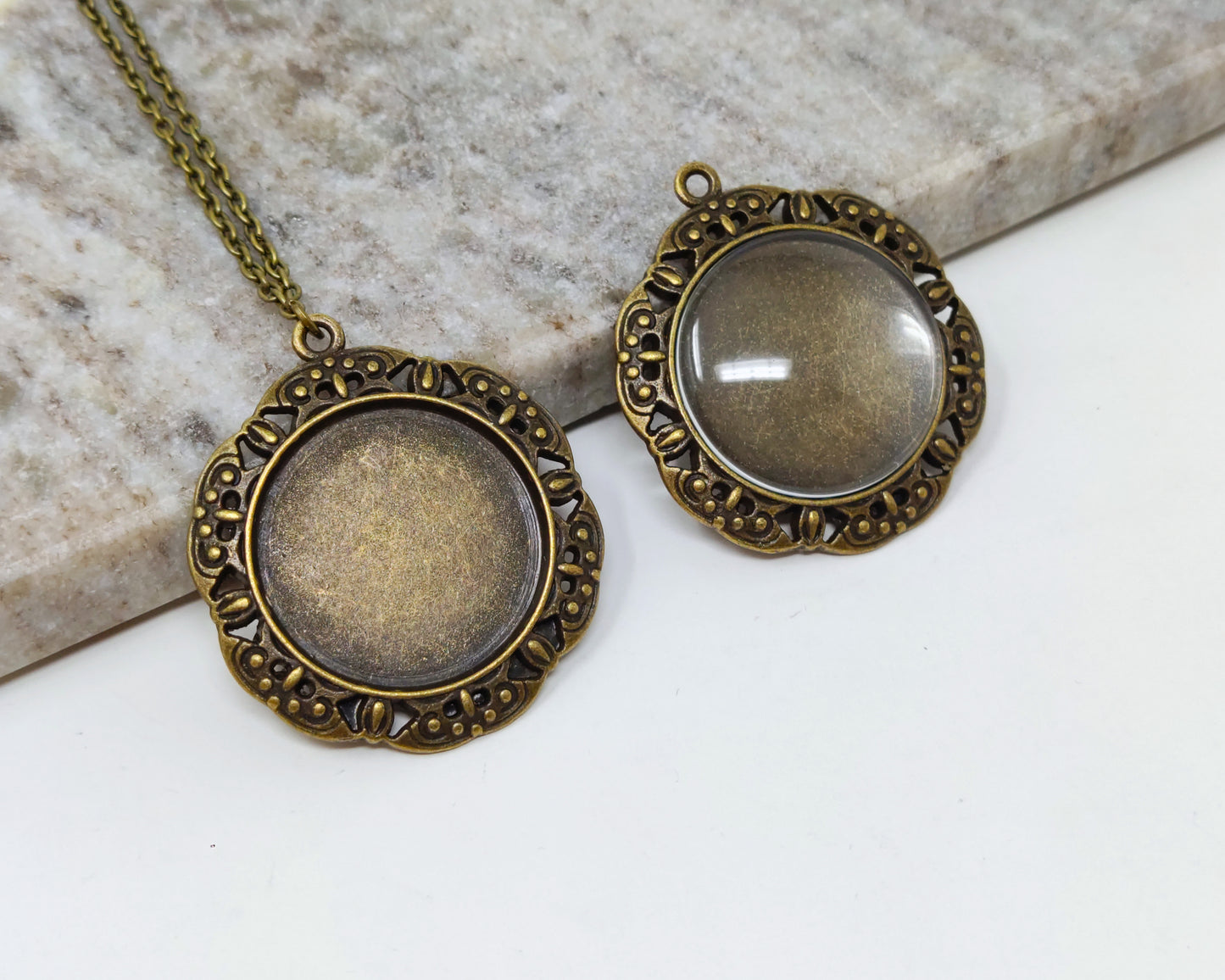 You can use these 25mm cabochon tray to make your own handmade jewelry, pendants, keychain, earring, custom picture pendant necklaces. The pendant trays for jewelry making are all approx. 1 inch in size, 25mm round. Easy DIY kit for adults or kids.