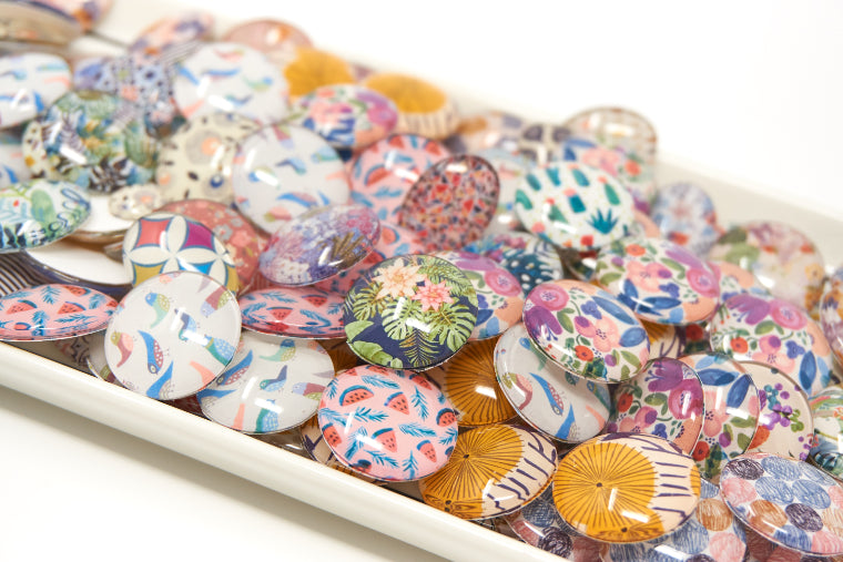 8 pieces round glass cabochons 8mm up to 18mm, Autumn Motive- C1542