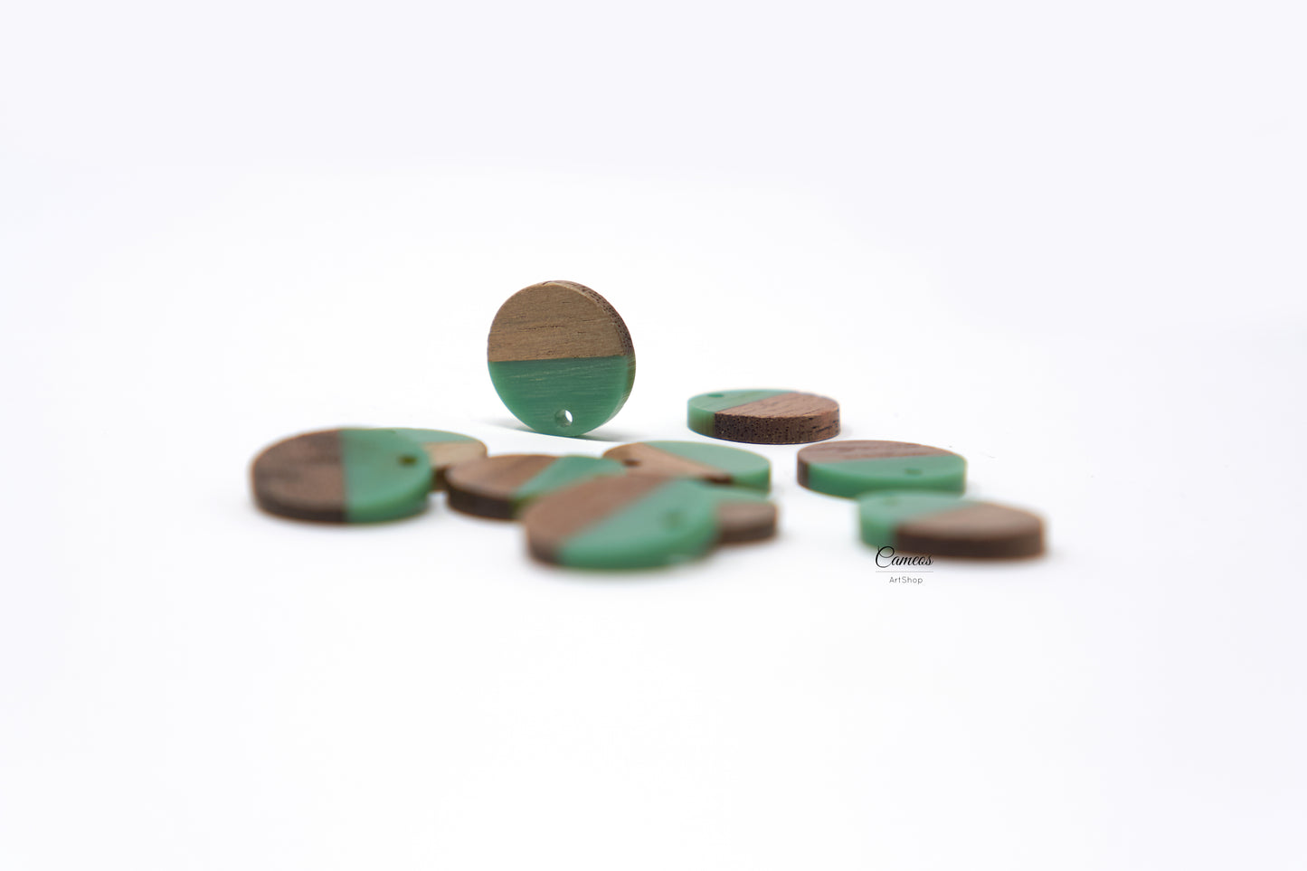 4 pcs Small Wood Resin Pendant, Round Wooden Charms, Real wood, Flat Round Pendant Earring Charm, 18mm, Light Sea Green