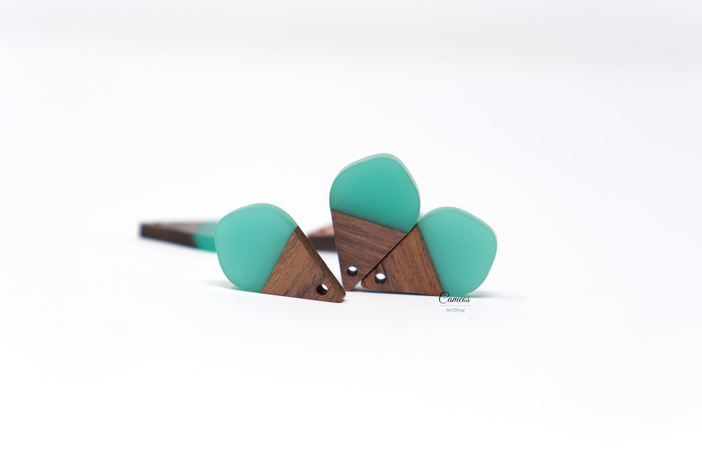 2 pcs Small Wood Resin Pendant, Round Wooden Charms, Real wood, Flat Round Pendant Earring Charm, 28mm, Turquoise