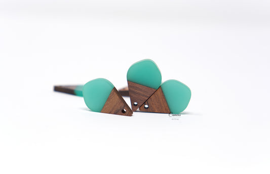 2 pcs Small Wood Resin Pendant, Round Wooden Charms, Real wood, Flat Round Pendant Earring Charm, 28mm, Turquoise