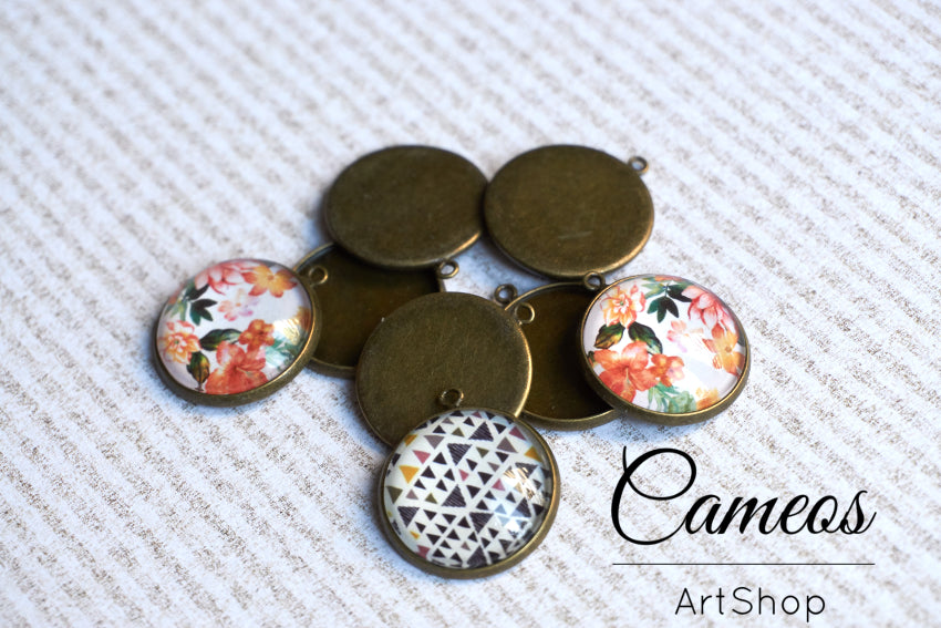 Round Pendant Trays Antique Bronze for 20mm Cabochons 5 pieces - Cameos Art Shop