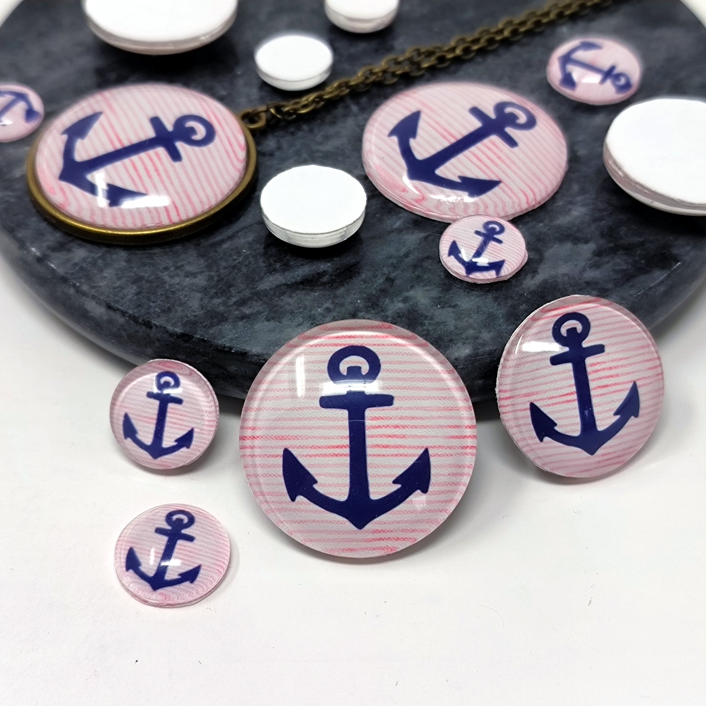 anchor cabochon, glass cabochon, motive glass cabochon, glass dome
