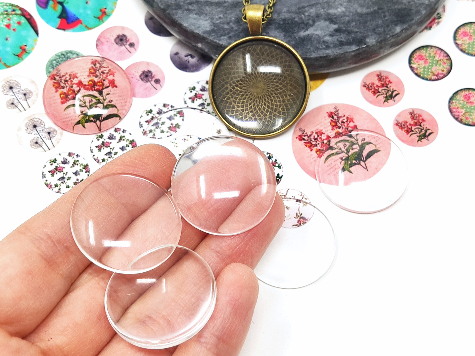  200Pcs Glass Patch DIY Round Glass cabochons Glass cabochons  for Glass cabochons Glass Stones for DIY Crafts DIY Glass cabochons Glass  Dome Stones Manual Accessories