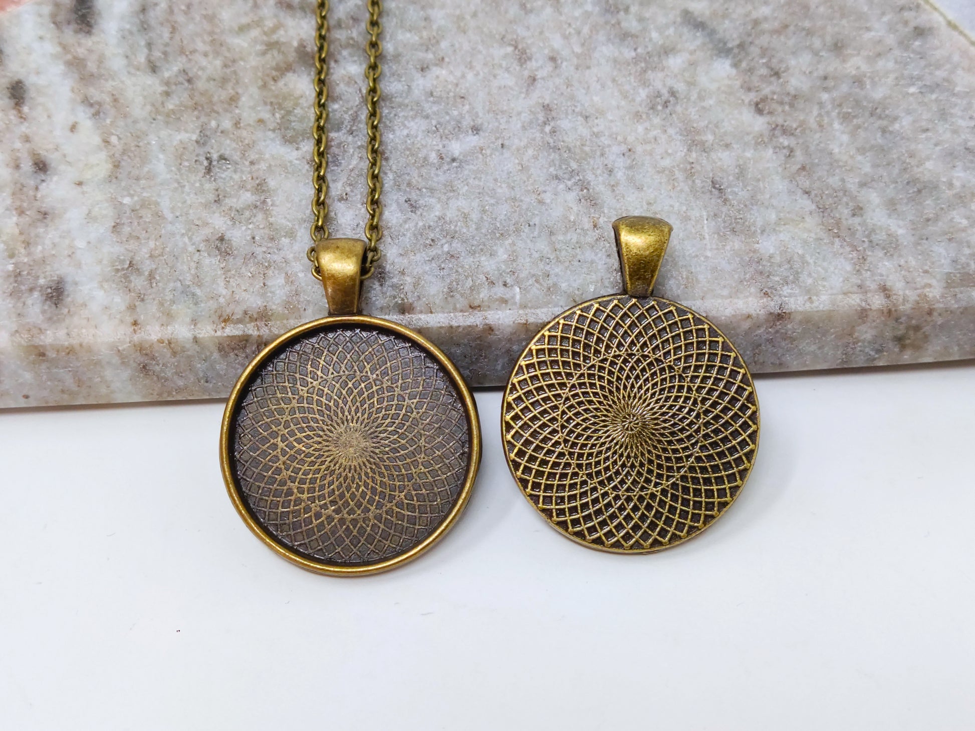 Create Handmade Jewelry with Our Antique Bronze bezel pendant. Perfect for cabochons, image cabochon, resin, gemstone cabochon. Blank pendant trays with glass are great for custom jewelry, picture pendant necklace
