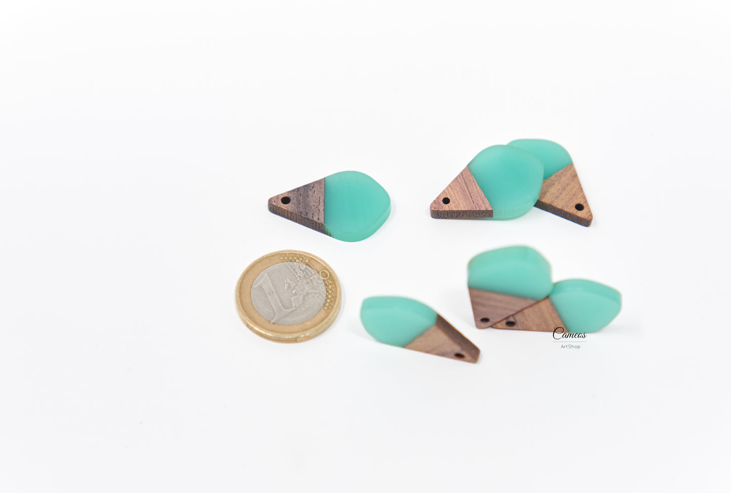 2 pcs Small Wood Resin Pendant, Round Wooden Charms, Real wood, Flat Round Pendant Earring Charm, 28mm, Turquoise